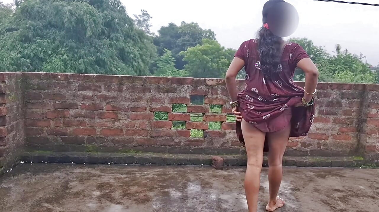 Desi Neha Bhabhi First Time Sex