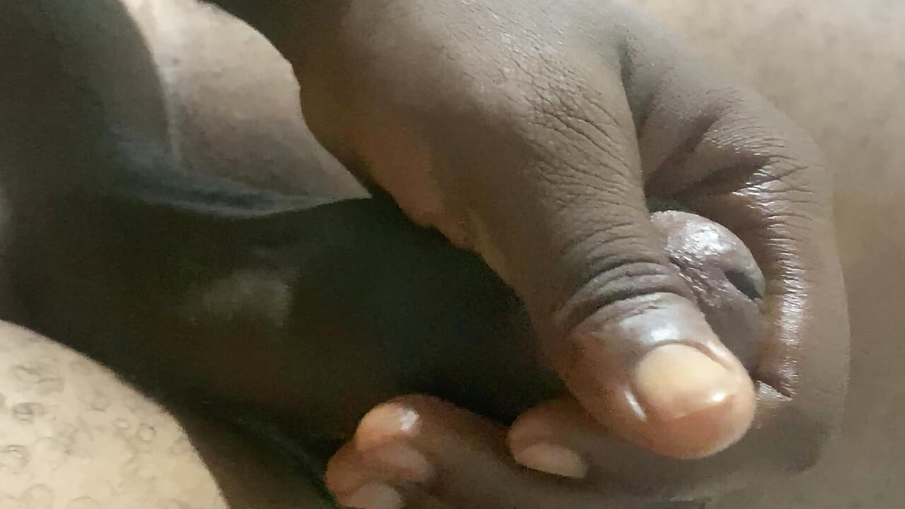 Achilles_Shawn with an explosive cum shot from an intense stroking