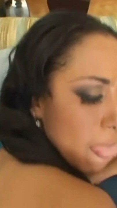 Incredible, she gets slammed and cum on her face!!!! | Clip 2