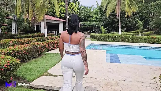 Meine freundin lässt meine stiefschwester meinen schwanz für einen hardcore-dreier reiten - Max Betancur, Mariana Martix &Al