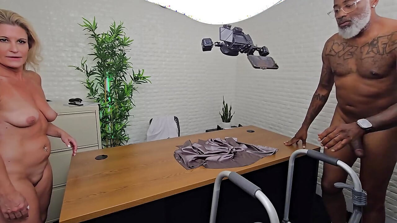 Married Parent Fucks the Principal Huge BBC in His Office