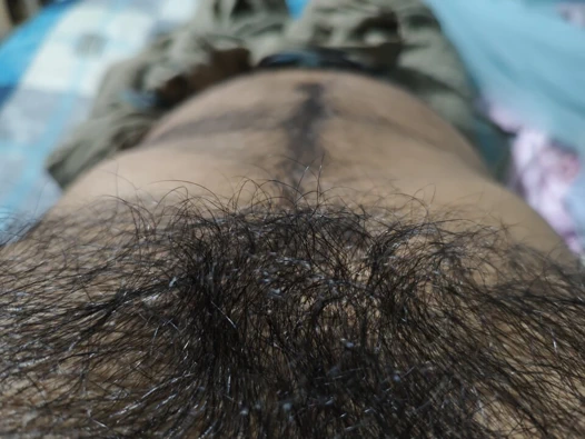 Cowok kontol besar Bangladesh bermain dengan kontol.