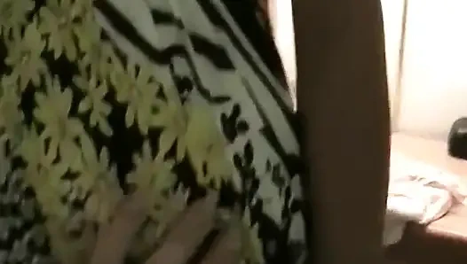 Желание сосет член Джозефа, затем принимает камшот на лицо