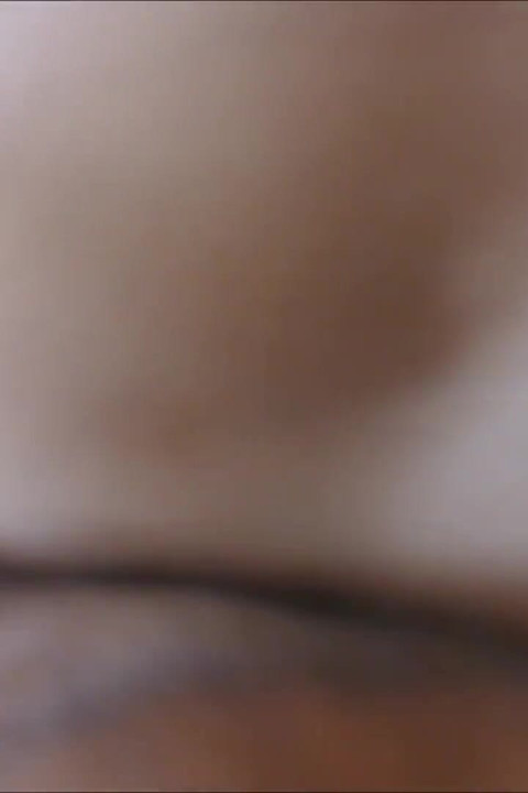 Creampie En POV, Éjaculation Sur Le Cul En Levrette Après Avoir Massé Une Épaule Douloureuse Et Joué Avec Des Seins Et Du Cul