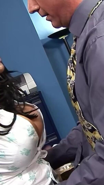 Angry Brown Skin Mature Cougar Female Boss seduce Fat Cock Worker to Cheating Fuck at Office | Clip 1