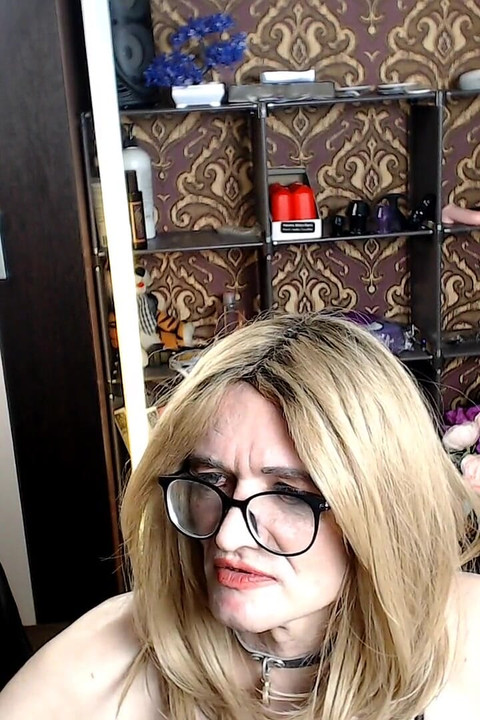 Whore with No Erection - Masturbates Its Small Penis for a Visitor to the Chat - Opens His Mouth and Waits for Sperm