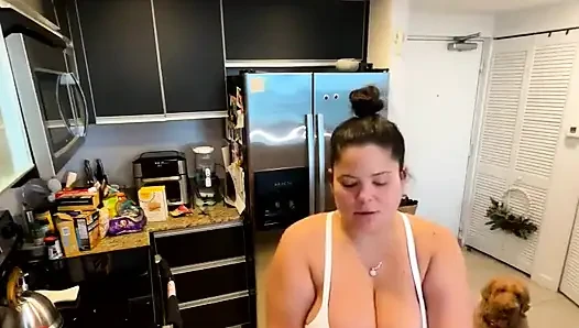 Dani Valentina ile canlı yayın