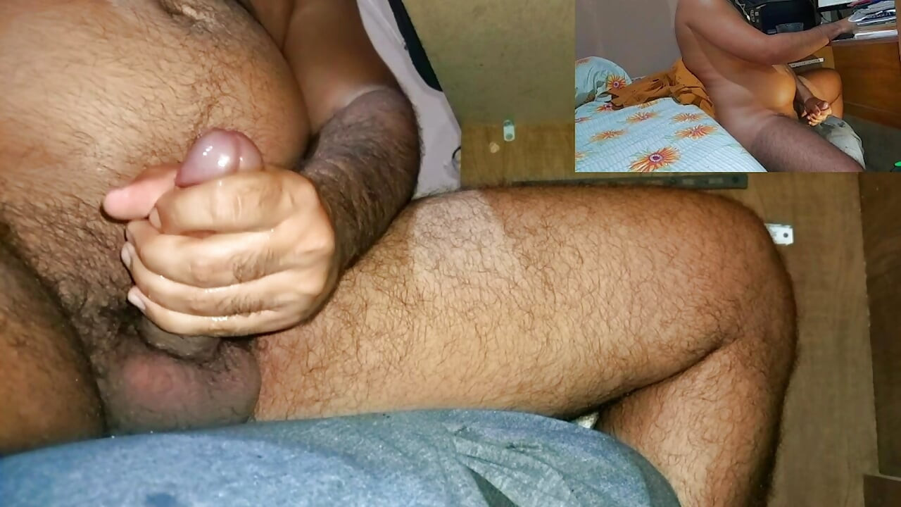Medvěd masturbuje