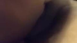 Escucha mi lengua gorda lamiendo ese lindo coño mojado