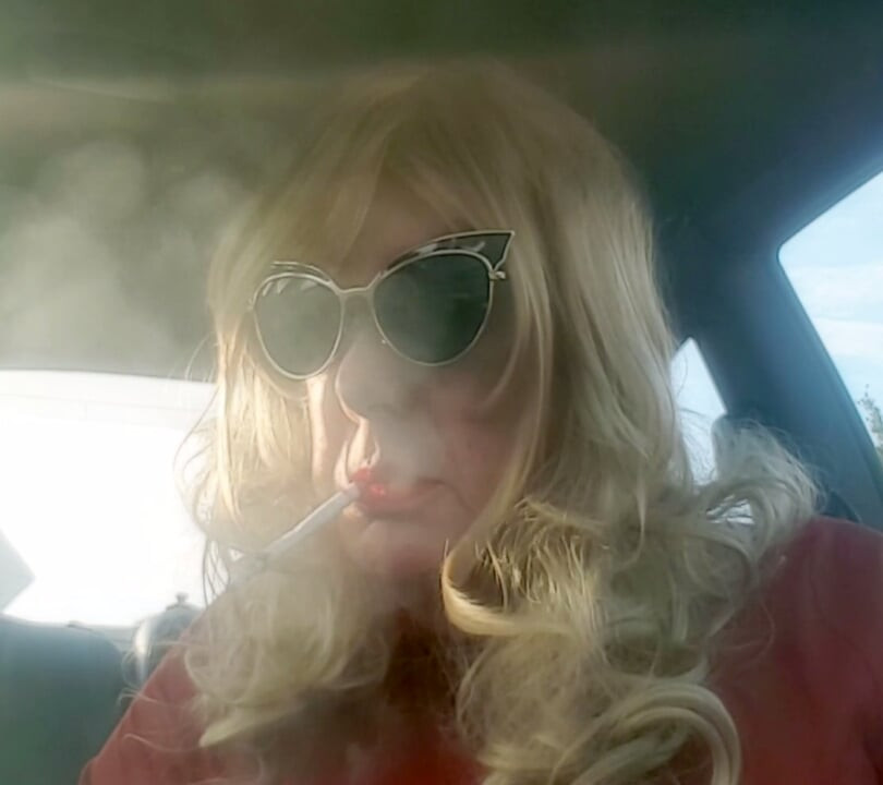 MRS. ROMAN DRIVING AND SMOKING LONG VS120 MENTHOLS -- COME RIDE WITH ME!!