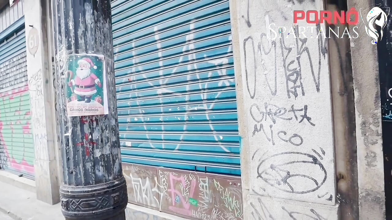 Hot Elf Ended Up in Santa's Huge Christmas Turkey