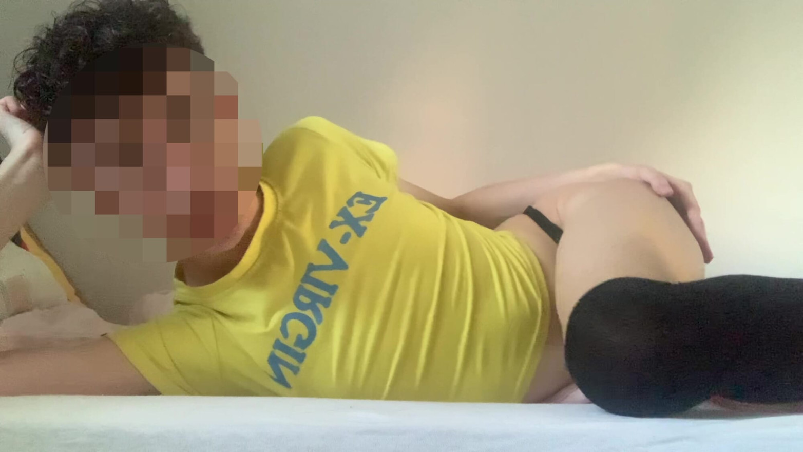 teen femboy is teasing u to fuck him