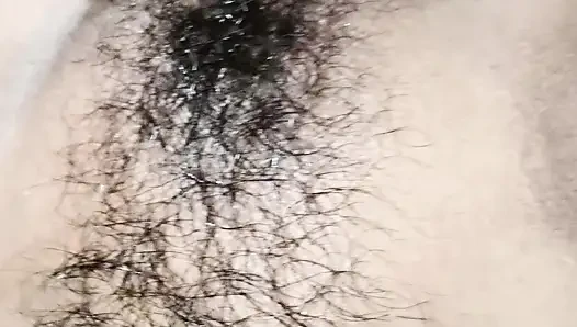 Pertama kali liar dengan pacar di kamar tidur