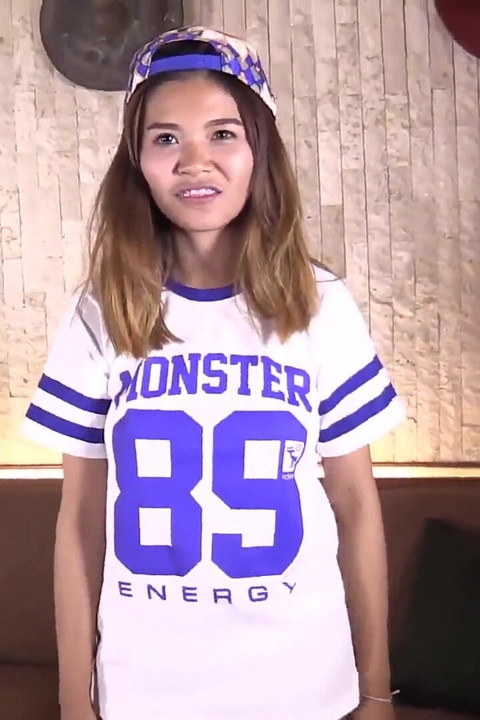 18 year old Kittikorn first time creampie sex video