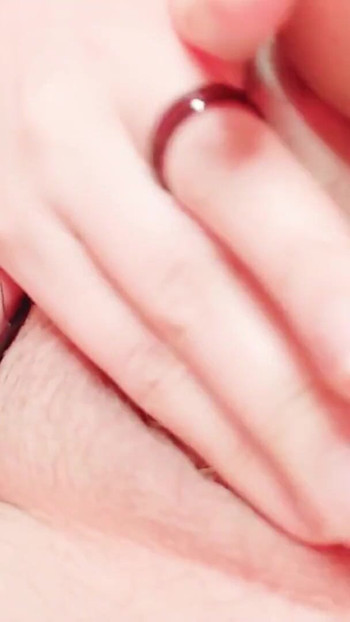 Nezaobilazan trenutak iz "Zadirkujem te u kavezu čednosti.. FemDom gospodarica zavodi - Arya Grander - porno video klip poniženja"
