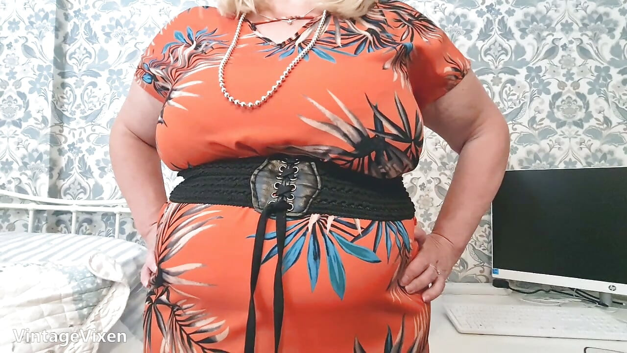 Seamed Stockings And Big Mature BBW Tits Fuck Her Hairy Pussy