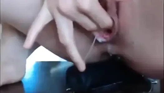 Lihat betapa basahnya aku