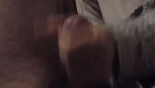 Bakış açısı Ateşli Asyalı Elle Muamele Godess Tarafından Boşalana Kadar Kanepede Elle Muamele