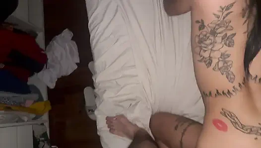 Göğüslü kız arkadaşım çok sürtük ve ona vahşi seks yapıyorum - mika