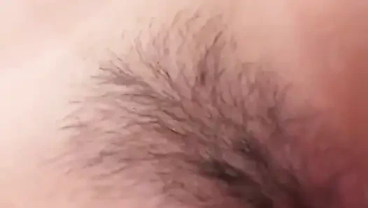 Minyon Asyalı Lulu Wild derin emiyor, sert sikiliyor ve çiğ dölleniyor