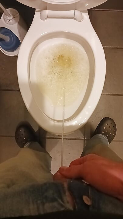 Me take a piss
