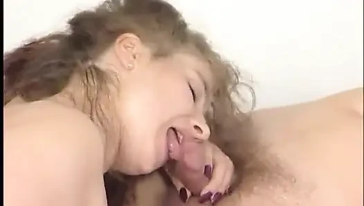 Vollbusiges küken hat tollen sex mit ihrem liebhaber!