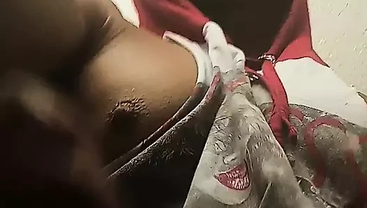 AMATÖR GENÇ ATEŞLI KıZ ÇAMAŞıR ODASıNDA SENIN IÇIN ŞIŞMAN YARAĞıNı OKŞUYOR VE AZDıRıYOR
