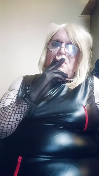 BBW TV talks about what may happen if I ever arranged to "meet a fan".