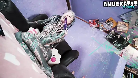 Full Sleeve Alt Girl Goes Anal Crazy on Cam Live Toy Ass Fucking