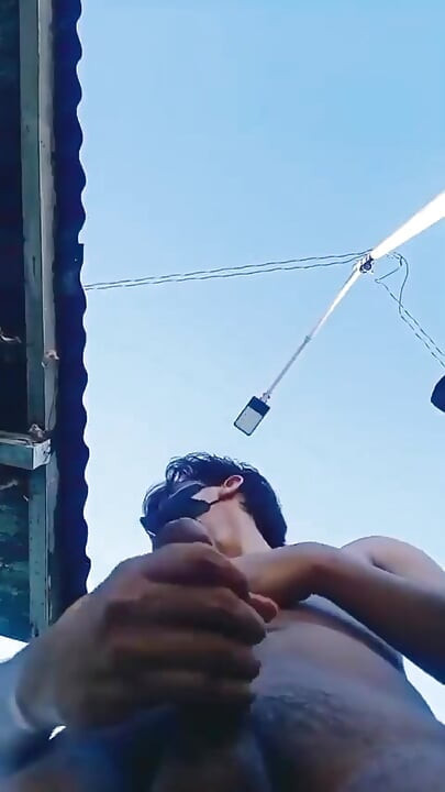 Hot Pinoy Boy Get Wild and Cum!