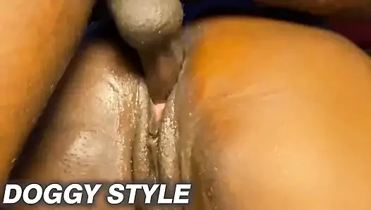 SEKS MENTAH HITAM SEKSI UNTUK MENIKMATI MENONTON DAN BERLANGGANAN