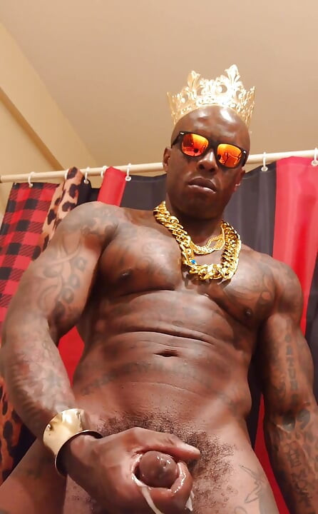 Bbc Worship Hallelujah Johnson - Tall Dark Chocolate Muscles Tattoos Hairy BBC Hallelujah Johnson Masturbating Solo