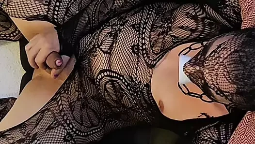 Sissy crossdresser piss trink slave