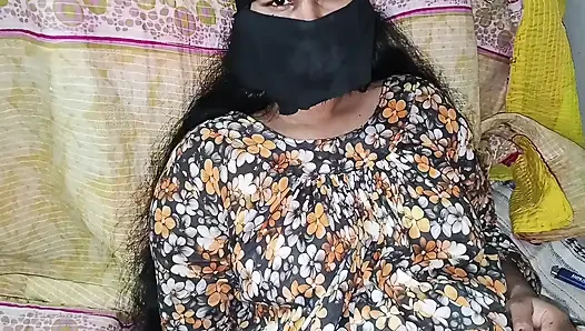 Ibu tiri india bagian-1 dientot habis-habisan sama kontol raksasa pria kulit hitam dan pria ini mengeksploitasi skema penjemputan tua untuk nyepong kontol gadis bangladesh