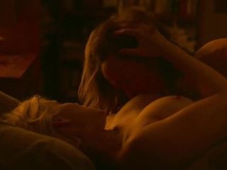 Kate Mara и Ellen Page - сцена горячего секса