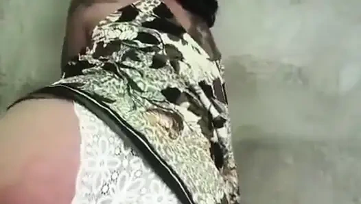 Помоги мне выбрать мои трусики, папочка