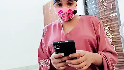 Hijabi stepmom share her sex desire with stepson in the bed Desi hot xxx