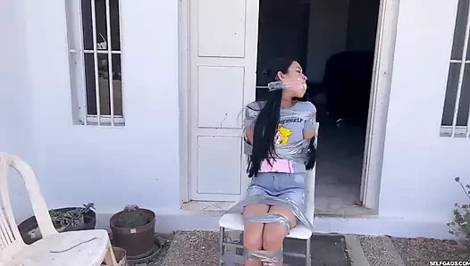 Bored 18-year-old Wants Sexy Handyman Bondage (episode 1 of 2)