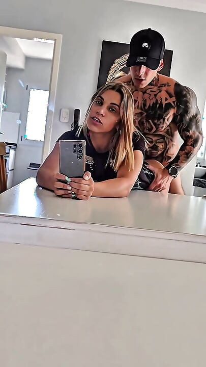 Intensa Follada Frente Al Espejo Con Delicioso Cumshot Interno Termina En Squirt.