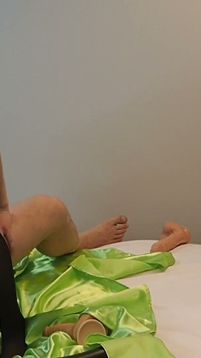 hardcore homemade fist fucking of squirting nymphomaniac pussy | Clip 3