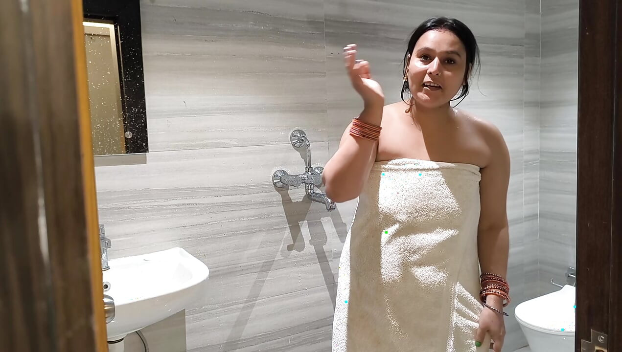Desi MILF Fuck with Step Son Sucking Big Dick Deeply Throat the Pink Pussy Doggy Style