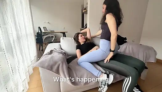 We Do Lesbian Tribbing