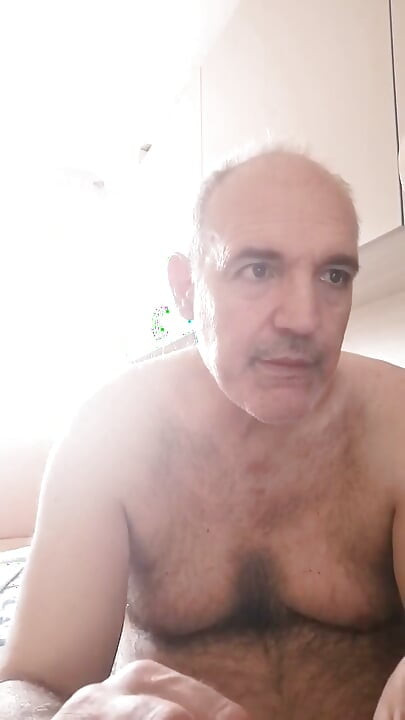 ¡Tómate la polla, Carlo, es bueno para la salud!