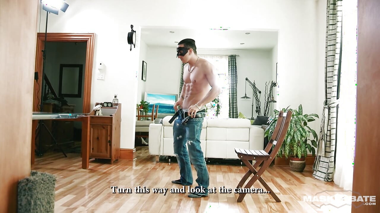 MASKURBATE - BTS - Carlos The Sexy Stripper Jerks His Massive Cock