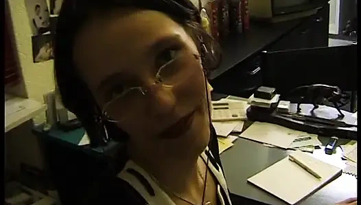 Spex brunette sucking cock and getting doggystyled in pov