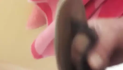 Cum in sandals voisine