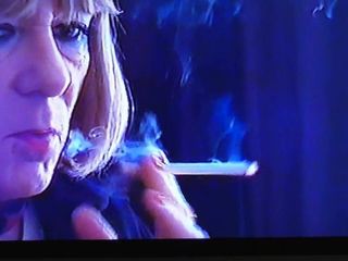 Samantha เครื่องรางสูบบุหรี่