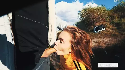 Model kebugaran mesum nyepong kontol dan dicrot di mulut