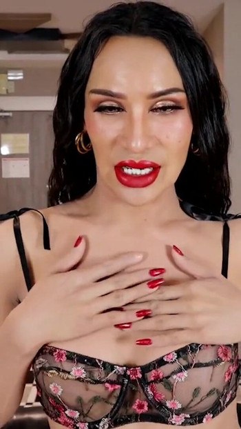 Key moment from "ASIANTGIRL: Cumming Doll!"
