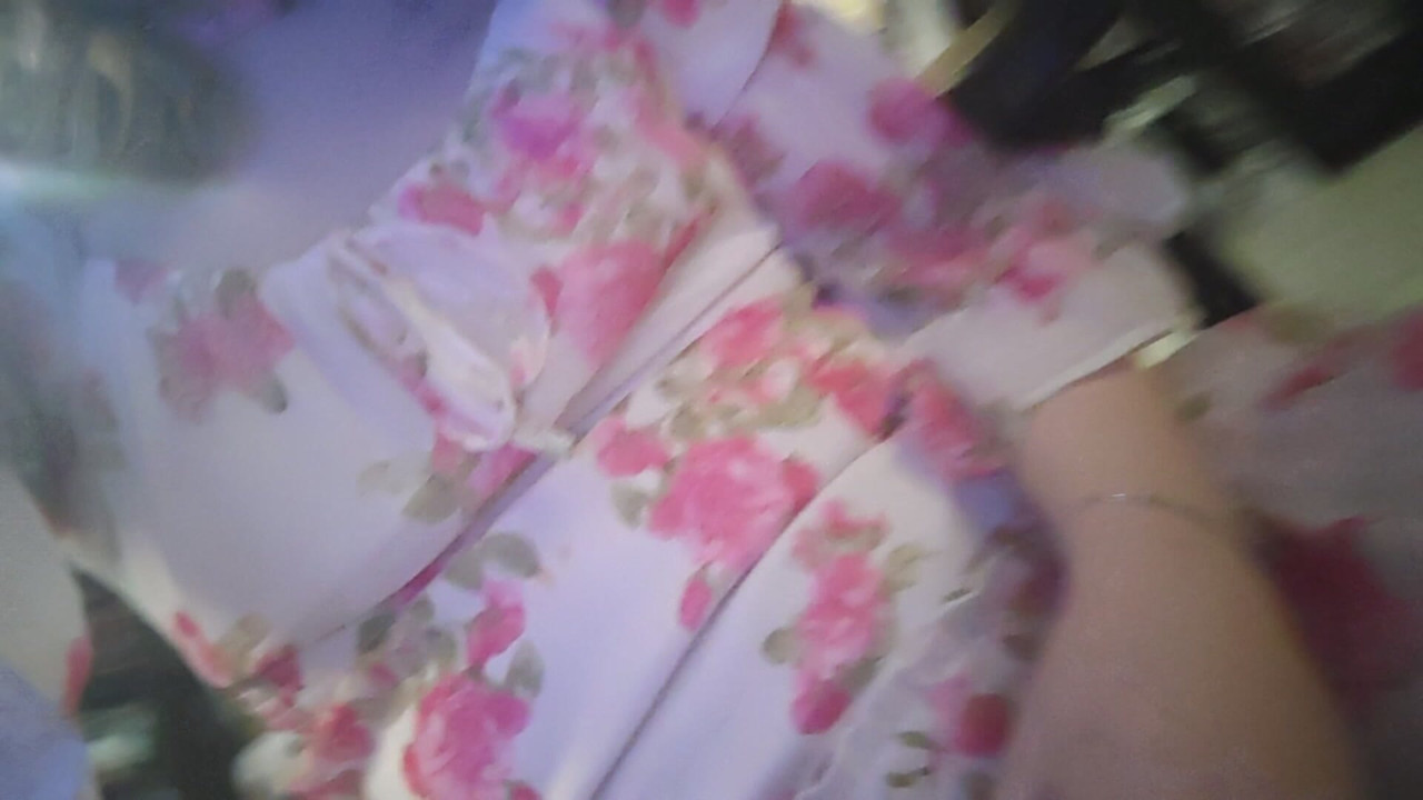 BÜYÜK DUDAKLı TRANS SÜRTÜK KAMERADA YARAĞA ŞAPLAK ATıYOR